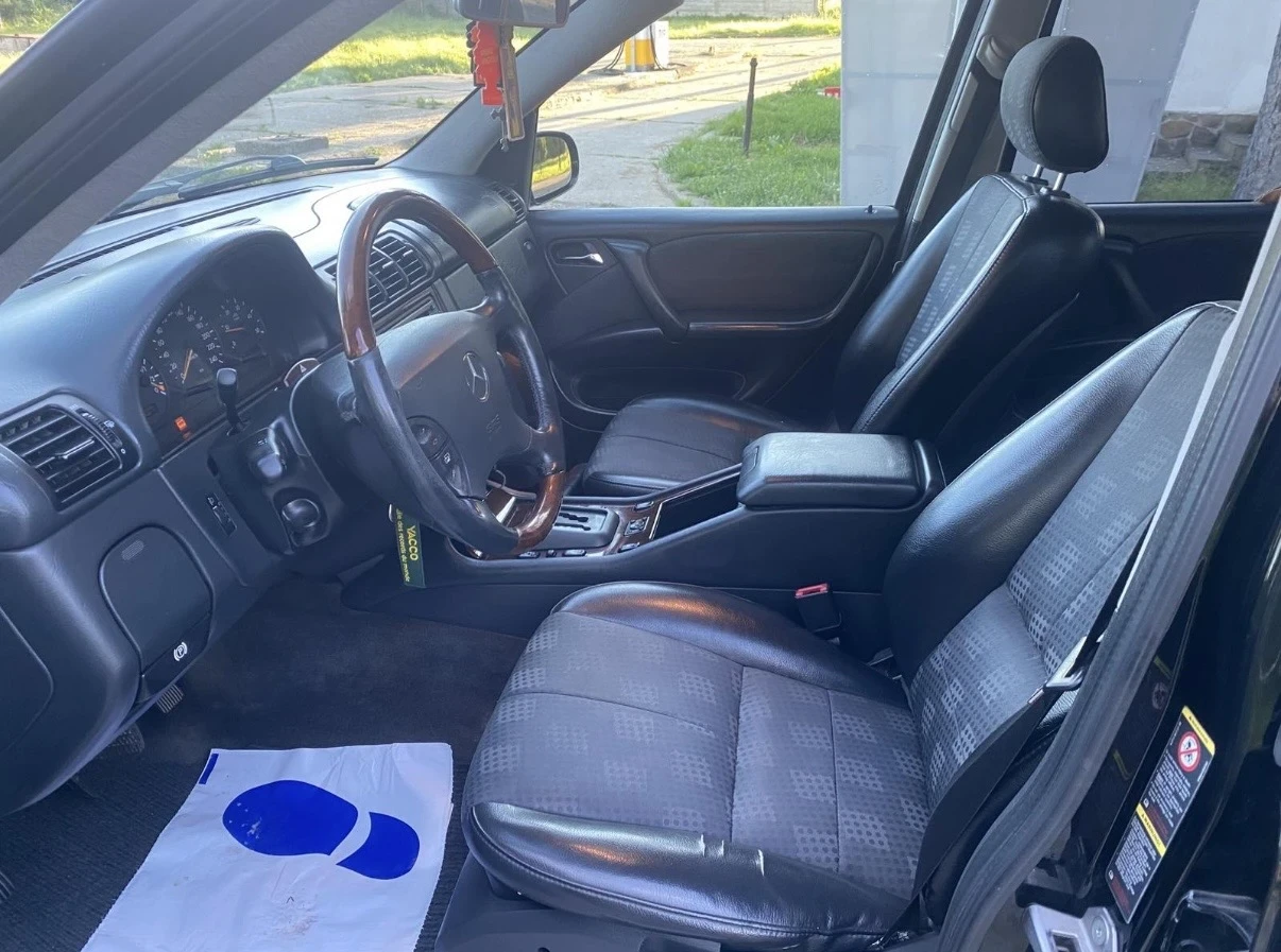 Mercedes-Benz ML 270, снимка 7 - Автомобили и джипове - 54568806