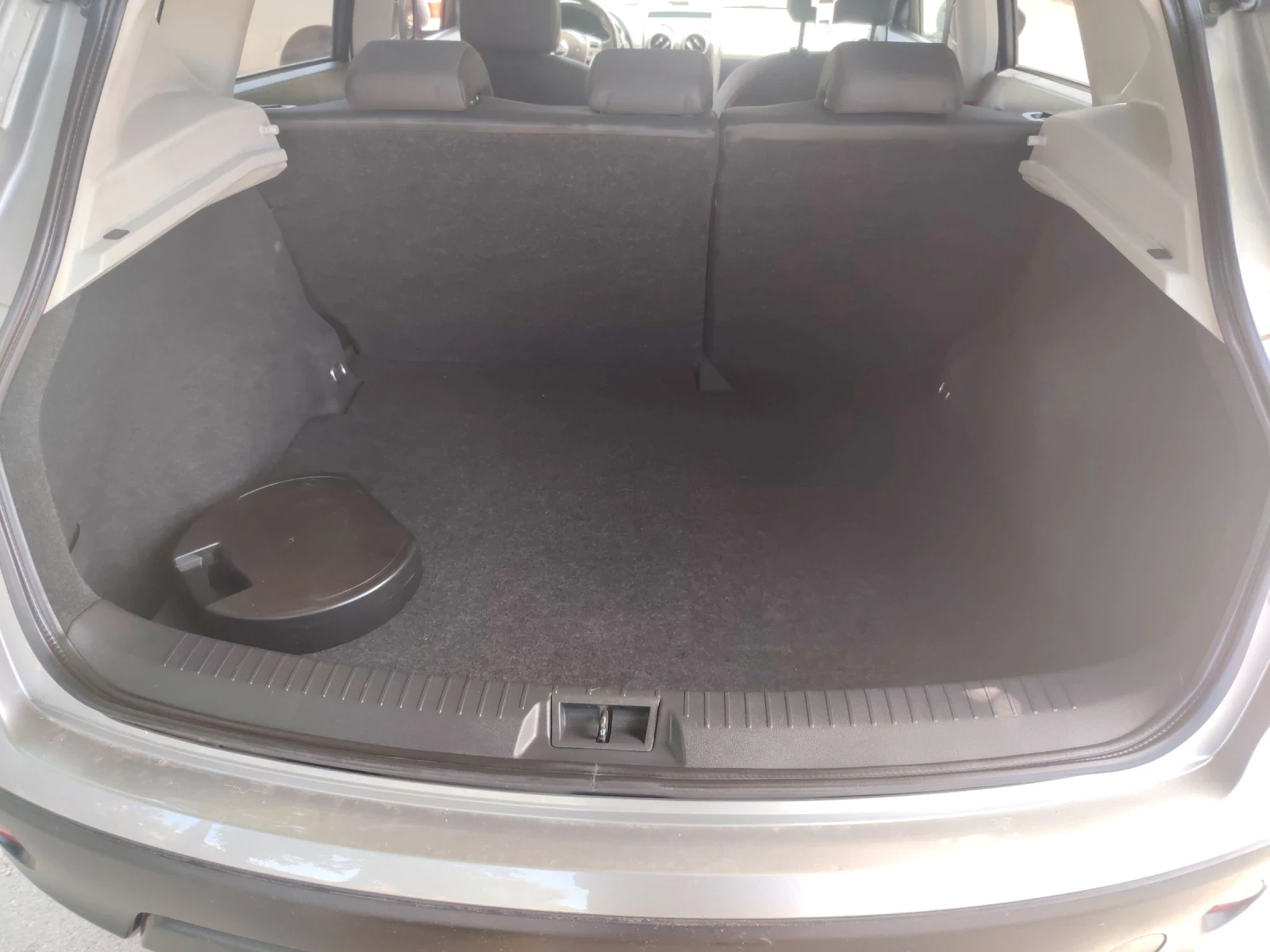 Nissan Qashqai 1.6dci 136ks, снимка 14 - Автомобили и джипове - 54635769