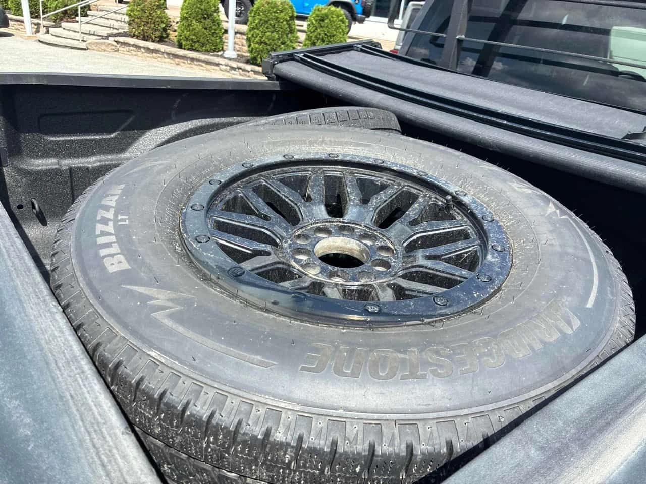 Dodge RAM 1500 * Express 4x4 Crew Cab 5'7" Box * CARFAX *, снимка 12 - Автомобили и джипове - 55507846