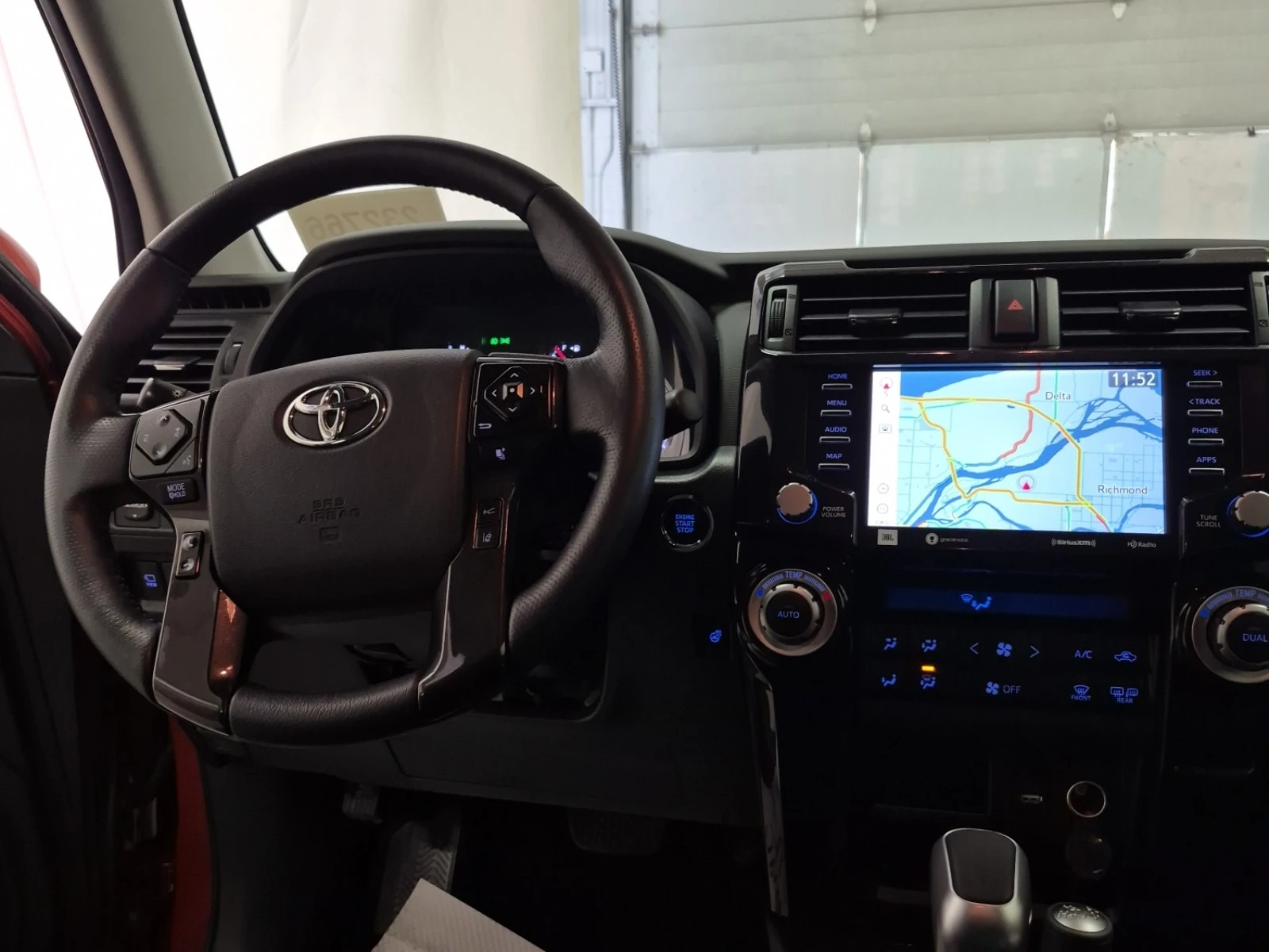 Toyota 4runner * TRD PRO * CARFAX * , снимка 6 - Автомобили и джипове - 55989324