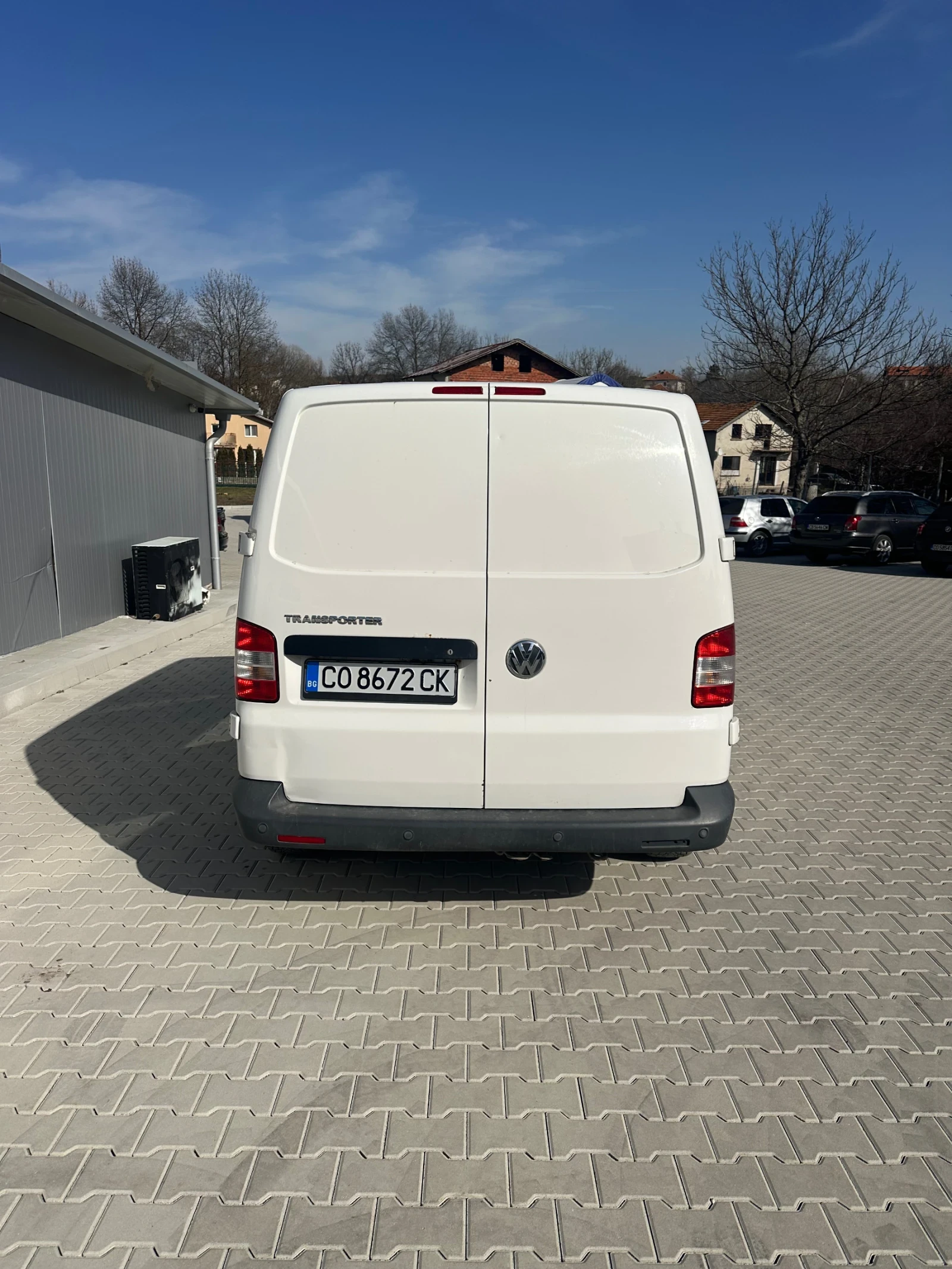 VW Transporter T5.1 2.0 TDI 102 hp - изображение 5
