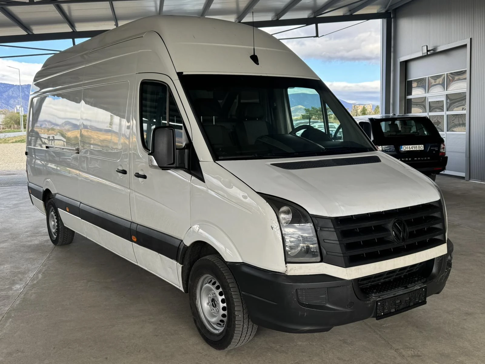 VW Crafter 136ps* 6ск* МАКСИ* КЛИМАТИК, снимка 7 - Бусове и автобуси - 56708120