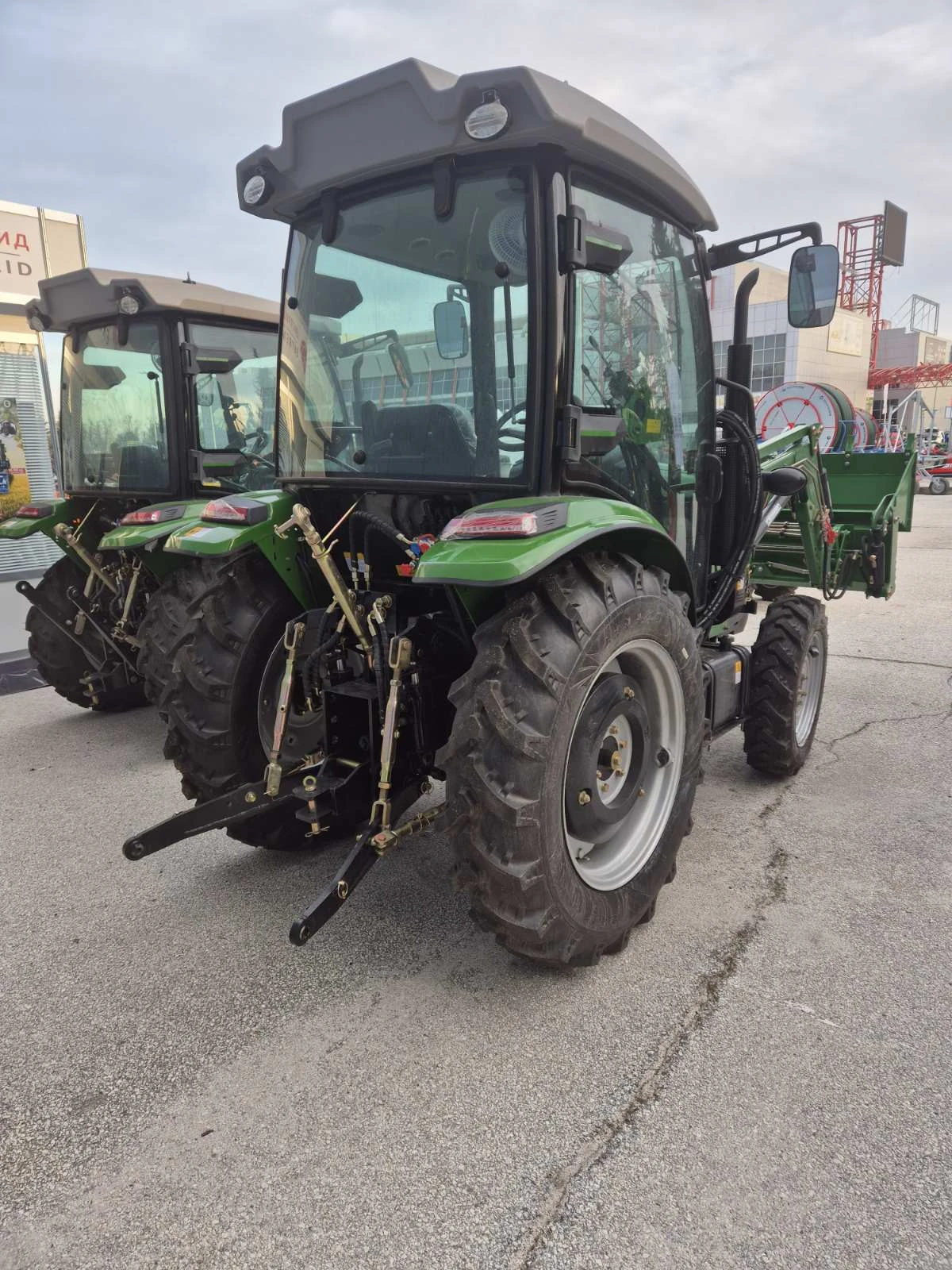 Трактор Друга марка НОВ 70 к.с. XS704 - КЛИМАТИЗИРАН - Гаранция - изображение 3