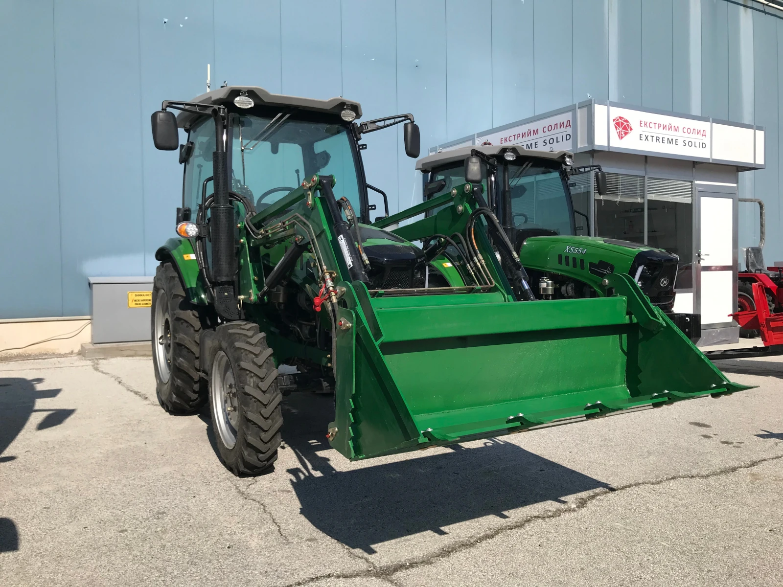 Трактор Друга марка НОВ 70 к.с. XS704 - КЛИМАТИЗИРАН - Гаранция - изображение 5