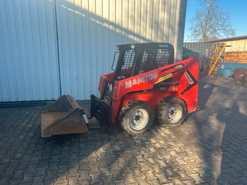 Мини челни товарачи GEHL R105 - MANITOU 1050R, снимка 1 - Индустриална техника - 49205753