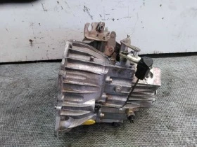 Скоростна кутия за Mercedes Vito V - 2.2cdi W638, снимка 3