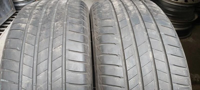 Гуми Летни 225/45R18, снимка 1 - Гуми и джанти - 32281873