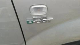 Toyota Corolla verso  2.2D4-D НА ЧАСТИ , снимка 9