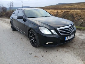 Mercedes-Benz E 220, снимка 10