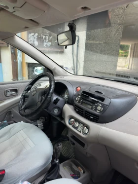 Nissan Almera tino Бензин/газ, снимка 10