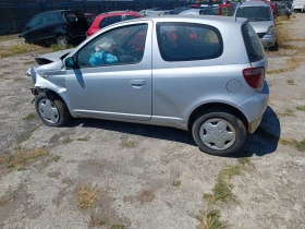 Toyota Yaris 1.0, снимка 1