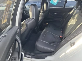 BMW M3 4dr Sdn  CARFAX, снимка 10