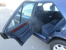 Mercedes-Benz E 200, снимка 10