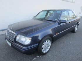 Mercedes-Benz E 200, снимка 1