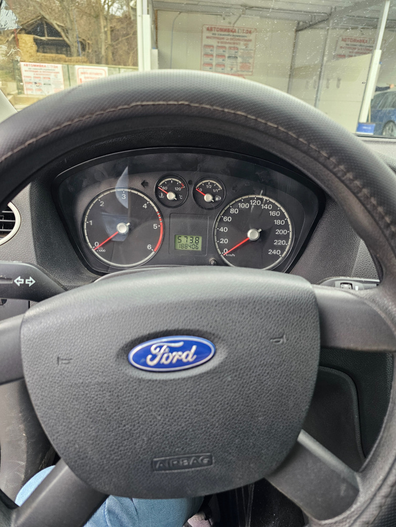 Ford Focus, снимка 10 - Автомобили и джипове - 45821626