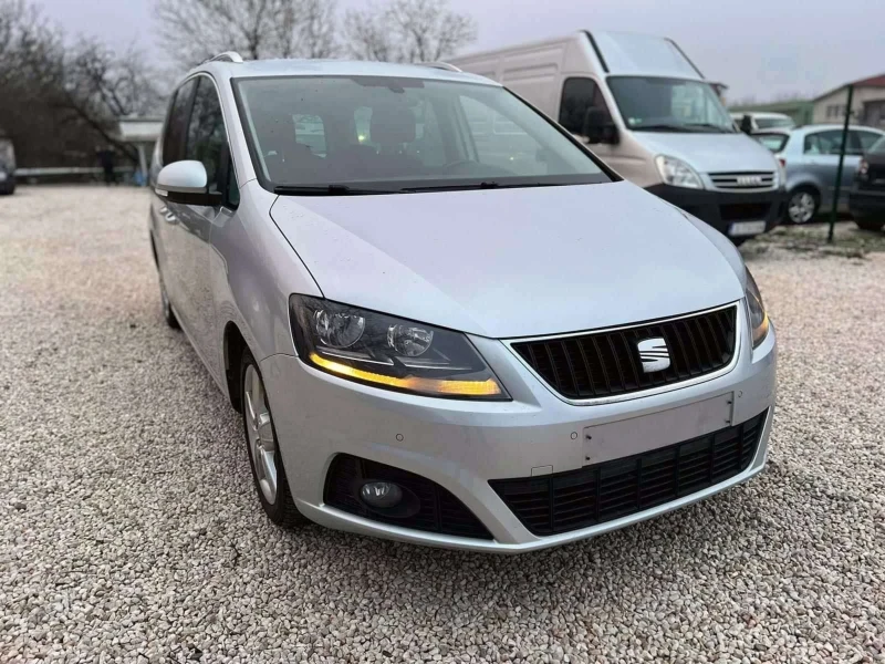 Seat Alhambra 2.0 дизел автомат, снимка 1 - Автомобили и джипове - 48486326