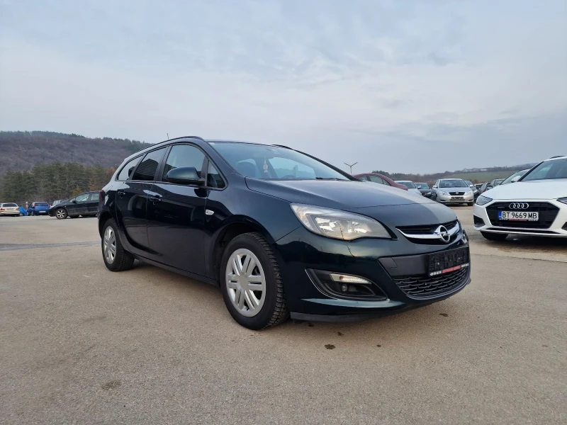 Opel Astra 1.4I TURBO, снимка 2 - Автомобили и джипове - 49306674