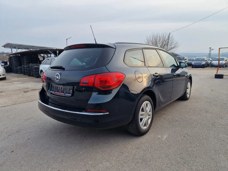 Opel Astra 1.4I TURBO, снимка 6 - Автомобили и джипове - 49306674