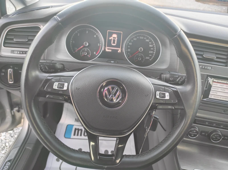 VW Golf Италия , снимка 14 - Автомобили и джипове - 49426222