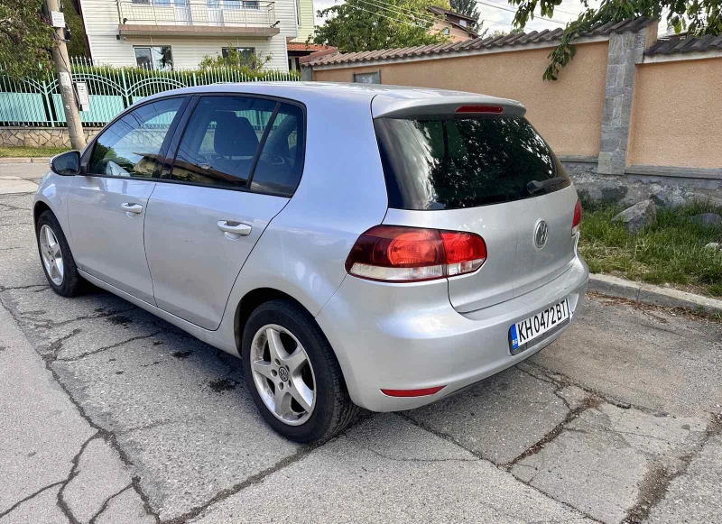 VW Golf 1.6i Bi Fuel , снимка 5 - Автомобили и джипове - 50388785