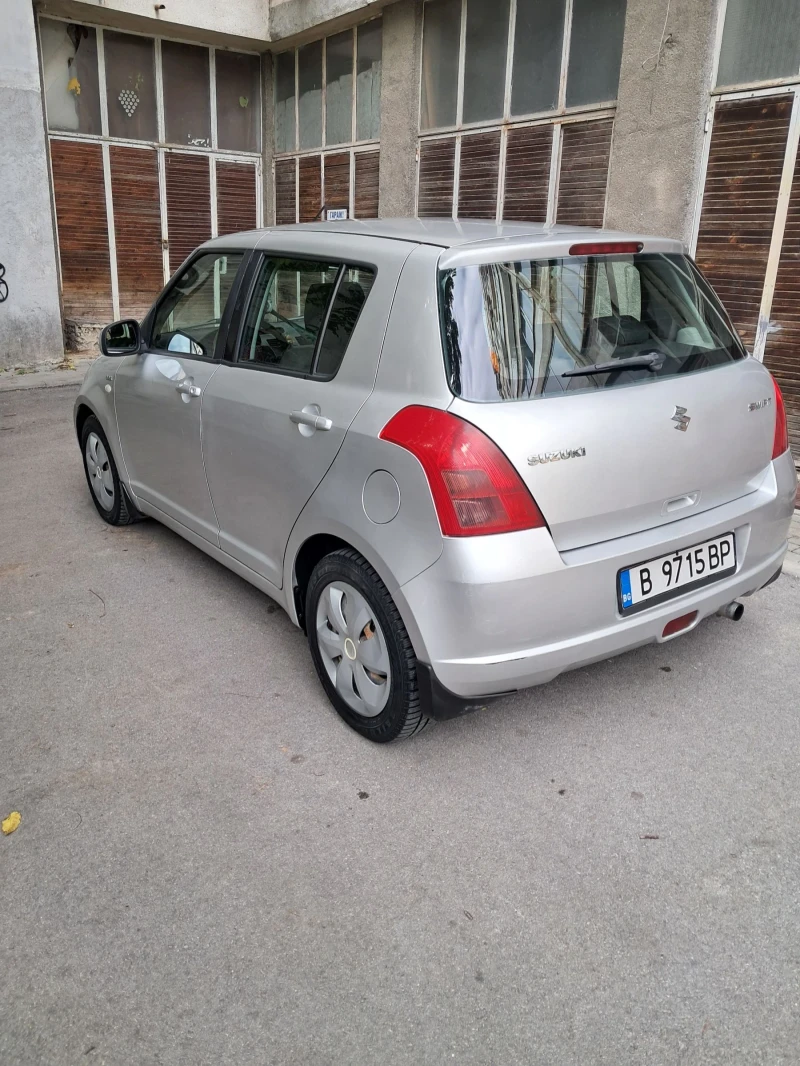 Suzuki Swift 1.3DDIS, снимка 5 - Автомобили и джипове - 52570058