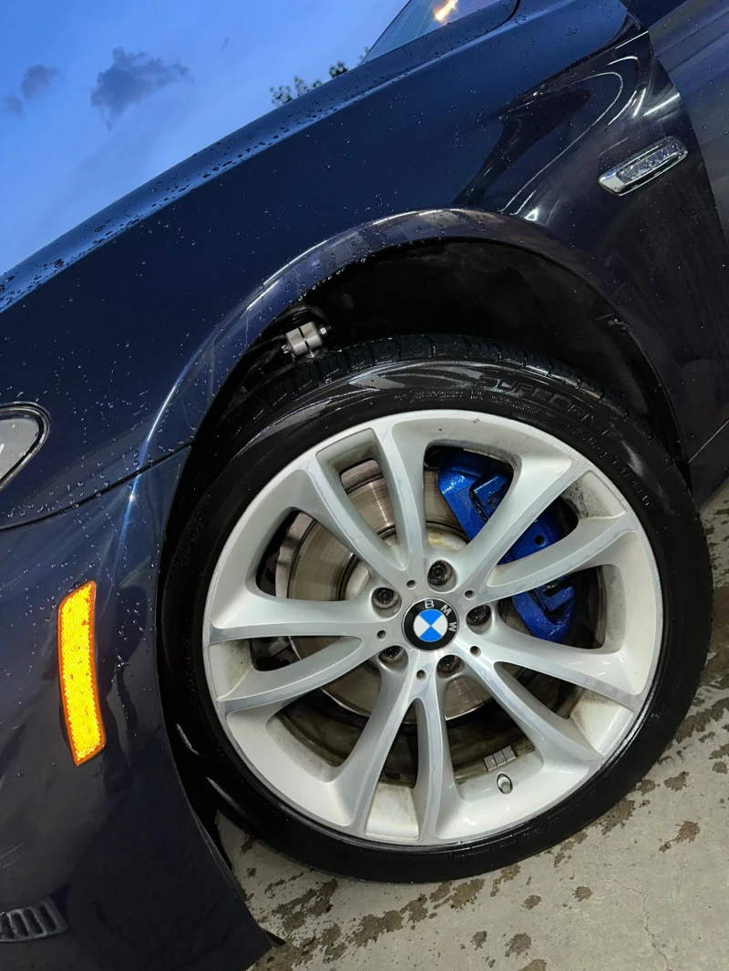 BMW 535 i RWD Facelift, снимка 16 - Автомобили и джипове - 52727328