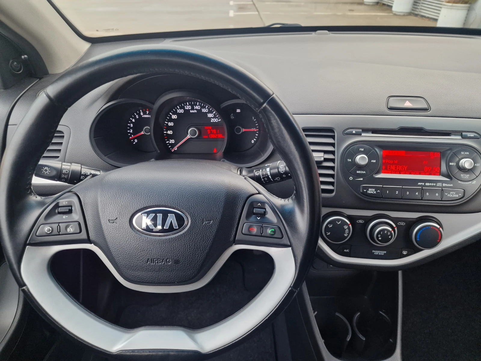 Kia Picanto 1.0 16V - изображение 10