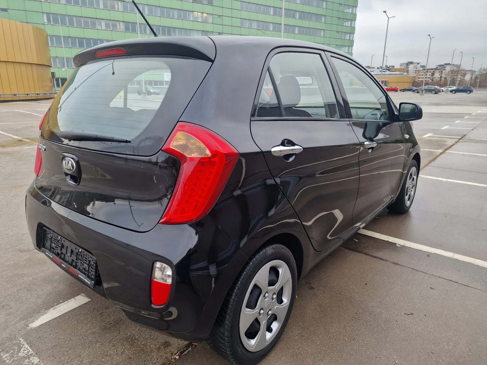 Kia Picanto 1.0 16V - изображение 5