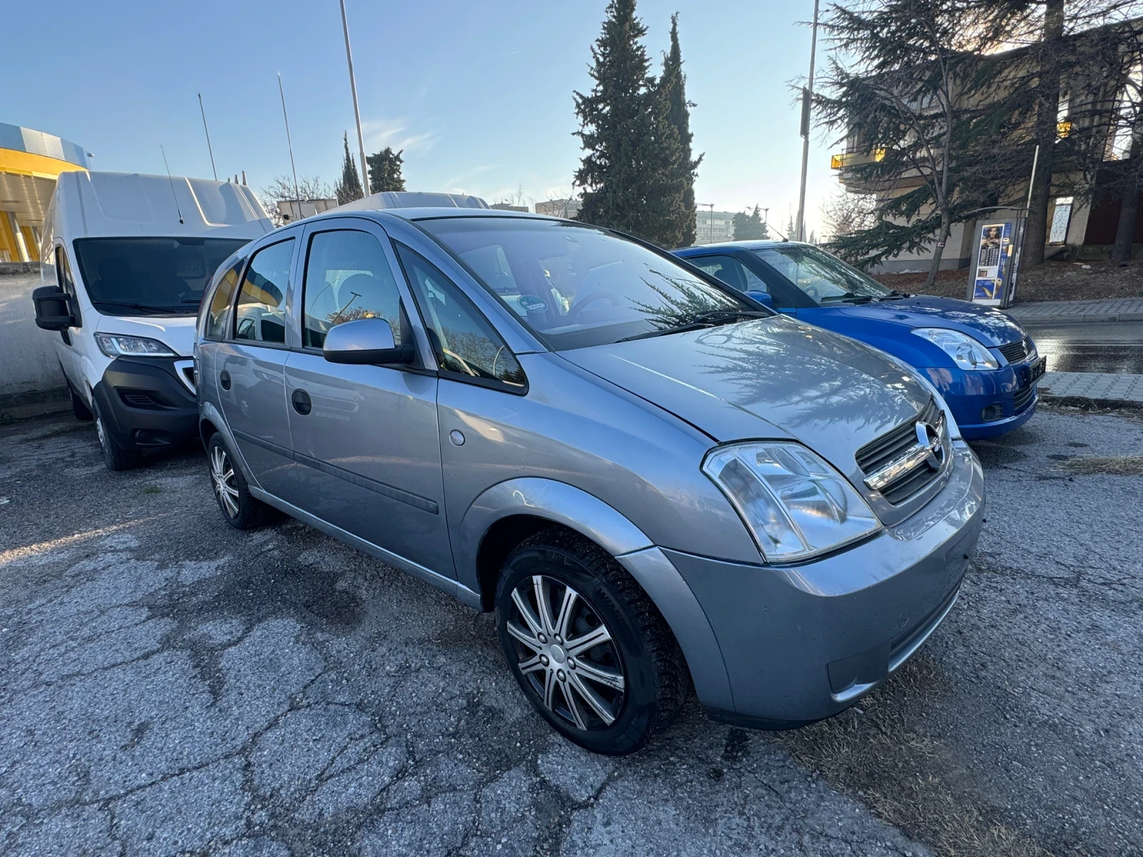 Opel Meriva 1.6i Климатик - изображение 2