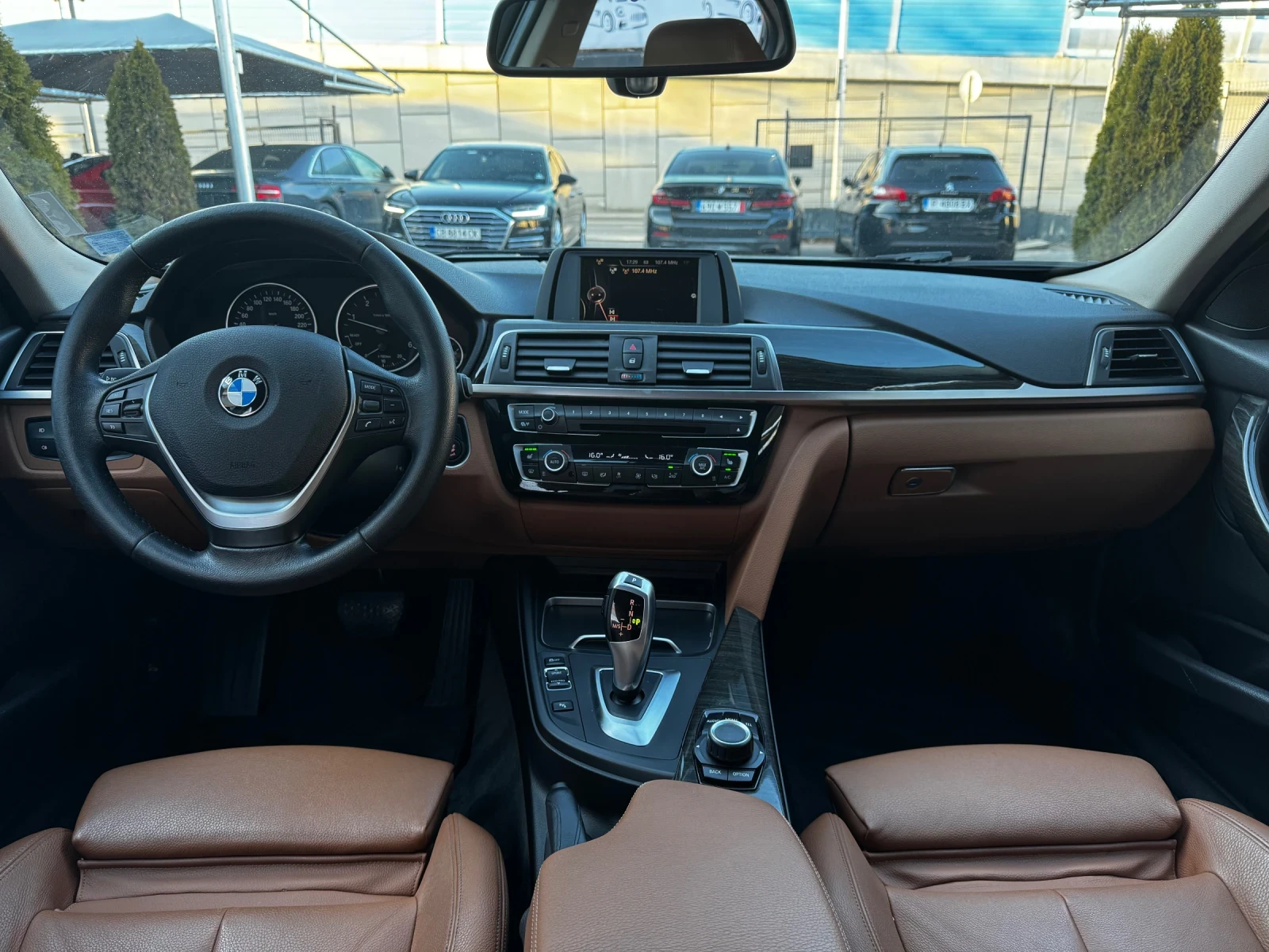 BMW 320 d xDrive Luxury AdaptiveLED Climatronic | Mobile.bg   11