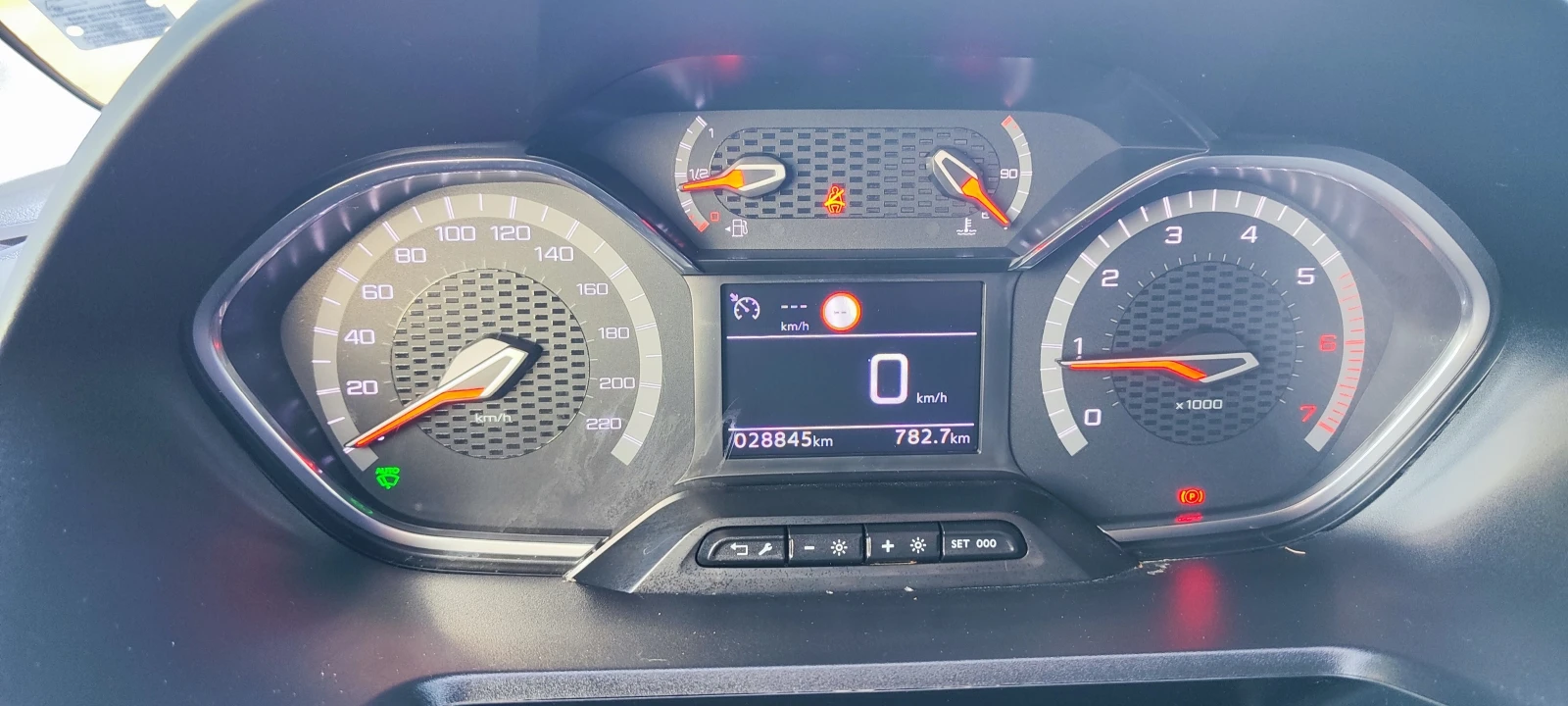 Peugeot Rifter 1.5 BlueHD, 130hs. GT пакет - изображение 10
