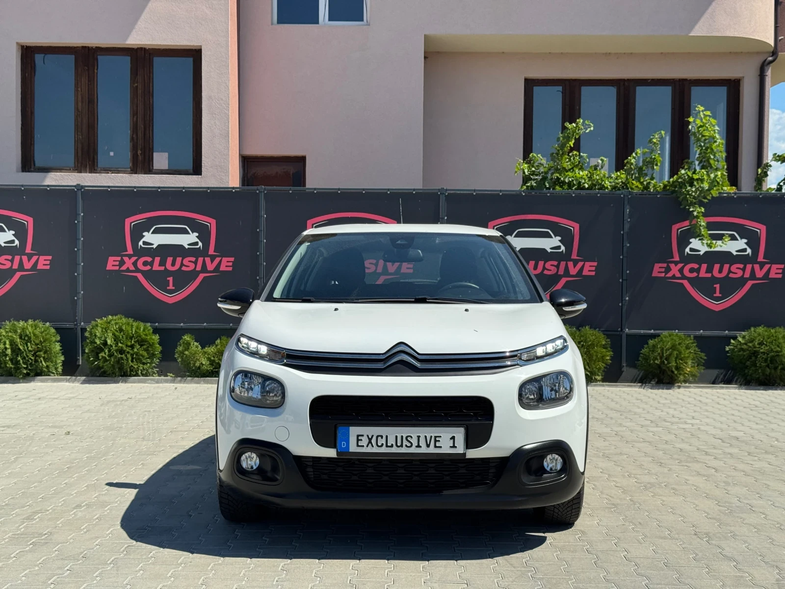 Citroen C3 1.2i NAVI SERVIZ 2020 - изображение 8