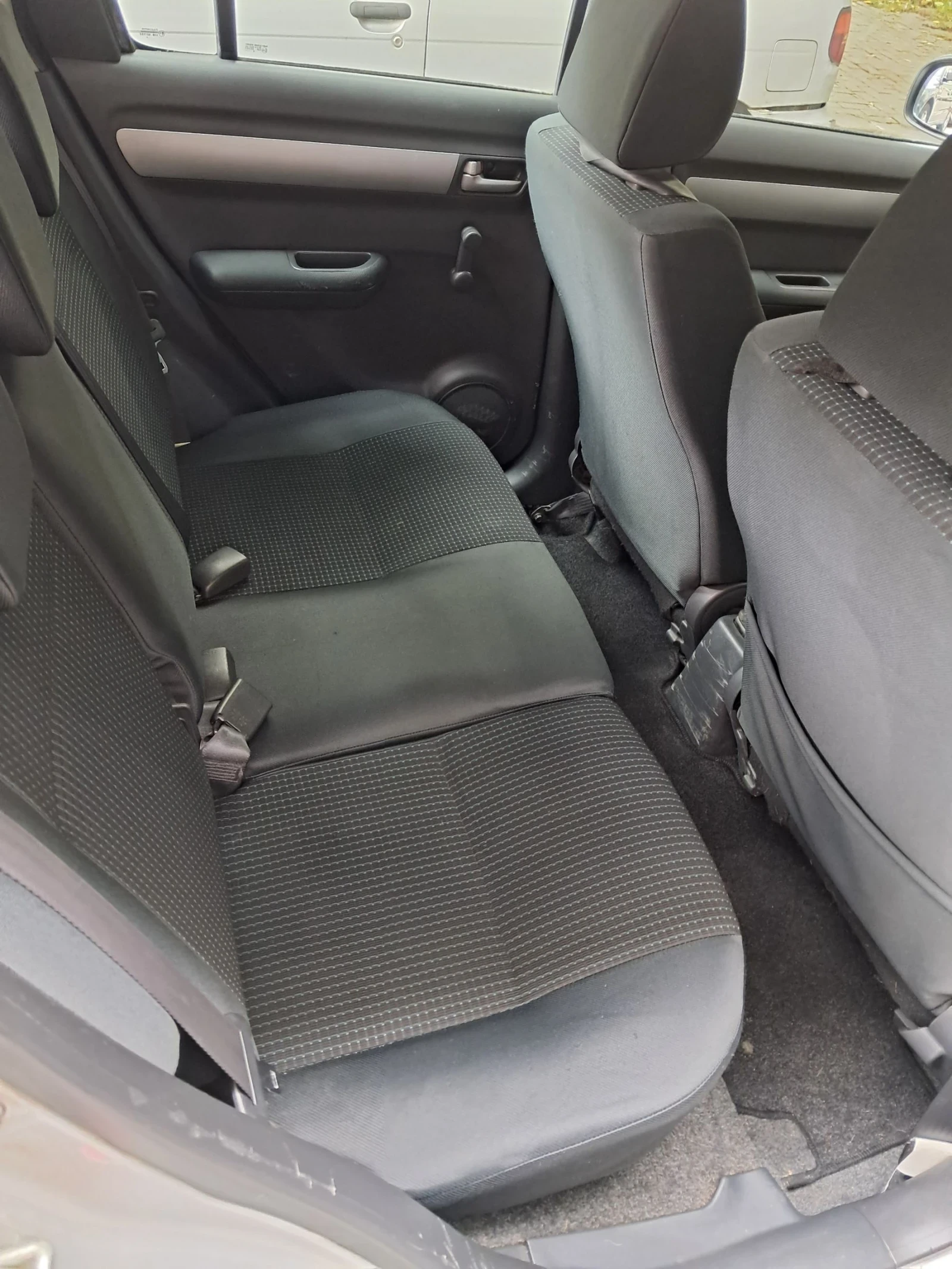 Suzuki Swift 1.3DDIS | Mobile.bg   14