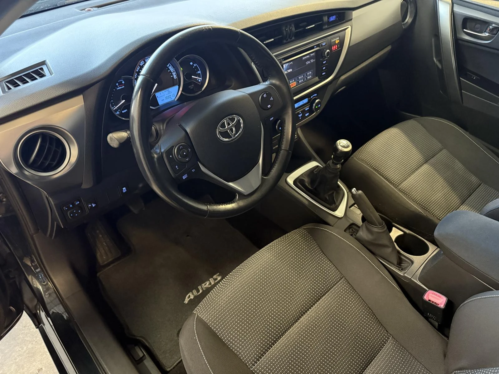 Toyota Auris  1.4 D4D 90 k.c. | Mobile.bg   8