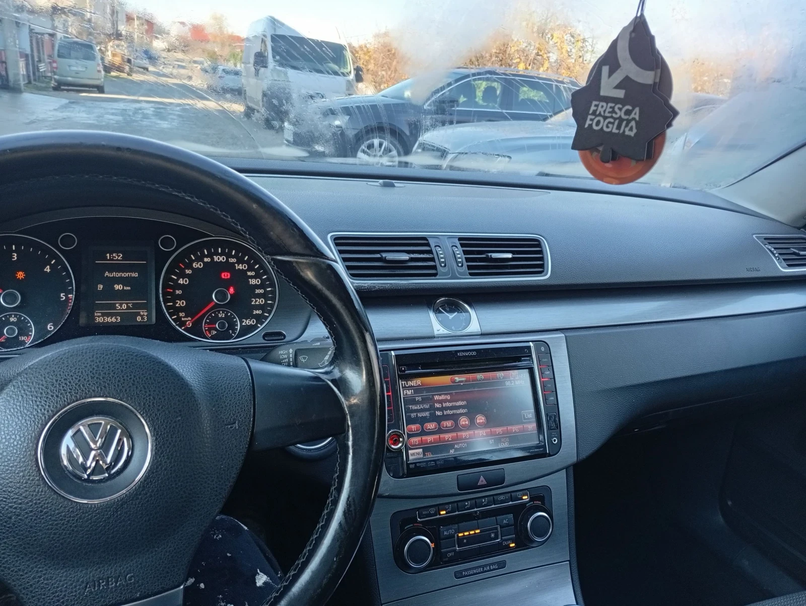 VW Passat 1.6тди - изображение 7