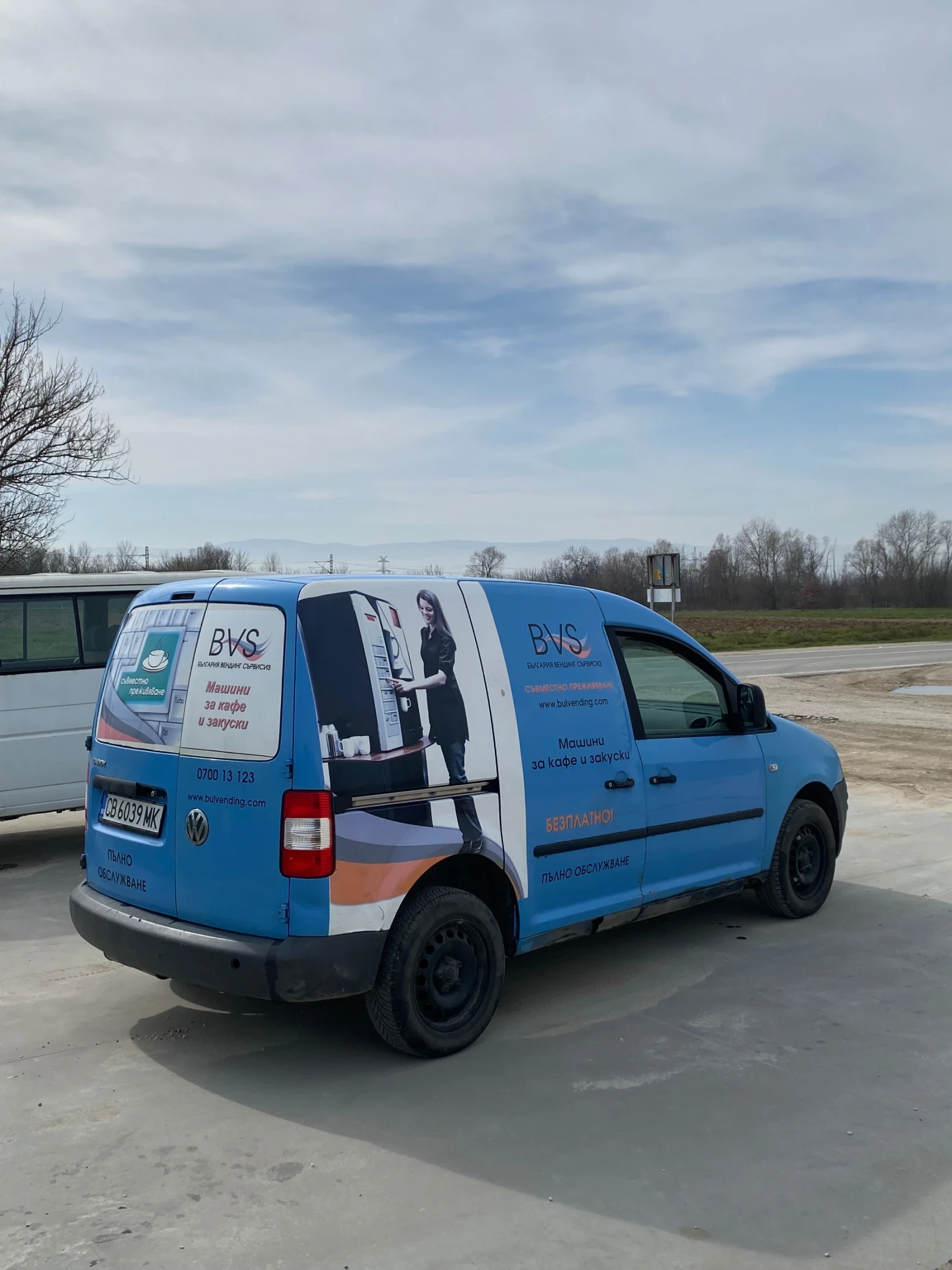 VW Caddy 2.0i EcoFuel, снимка 2 - Автомобили и джипове - 53721156