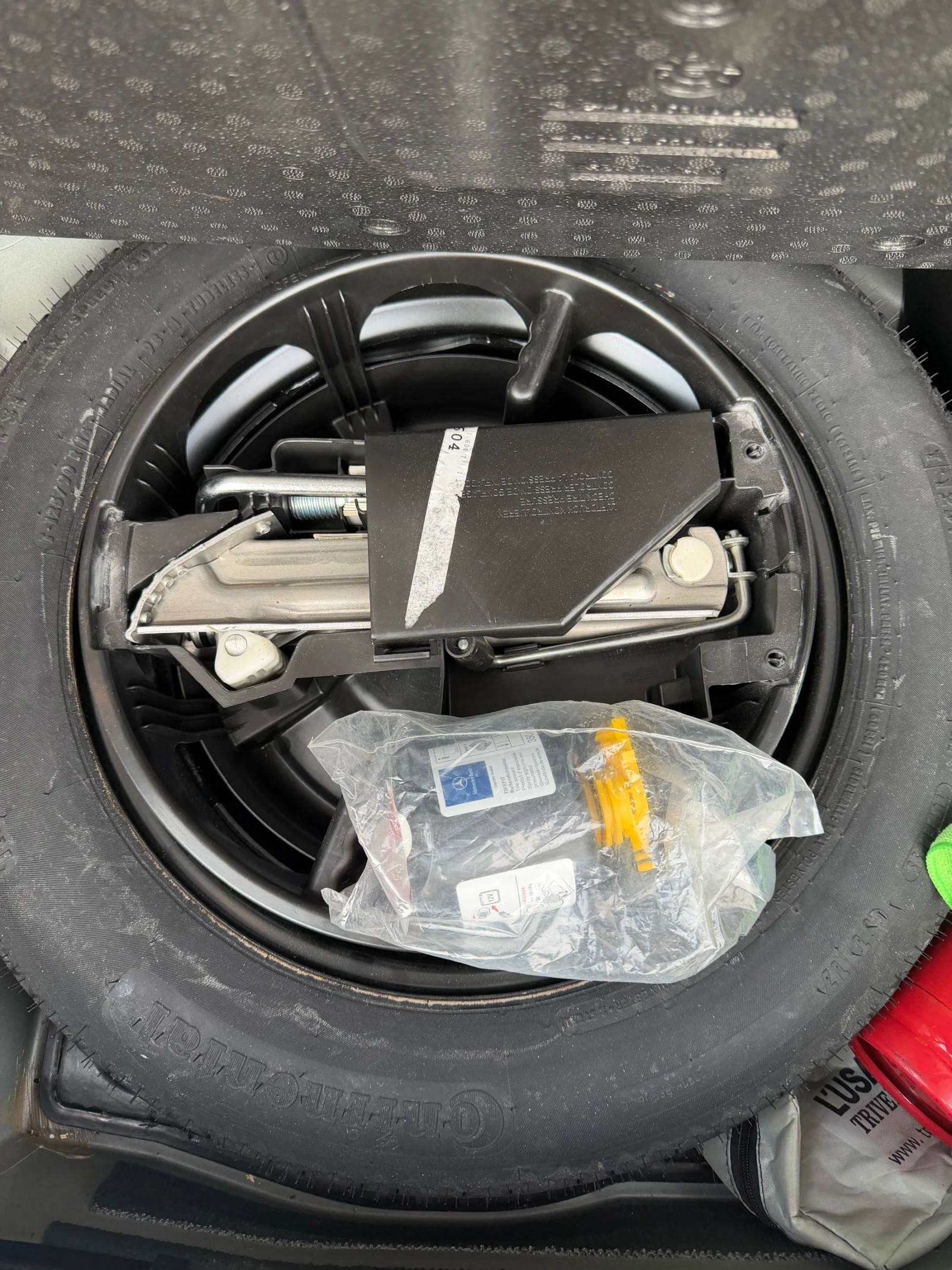 Mercedes-Benz C 32 AMG Amg 7 g tronic, снимка 14 - Автомобили и джипове - 53771612