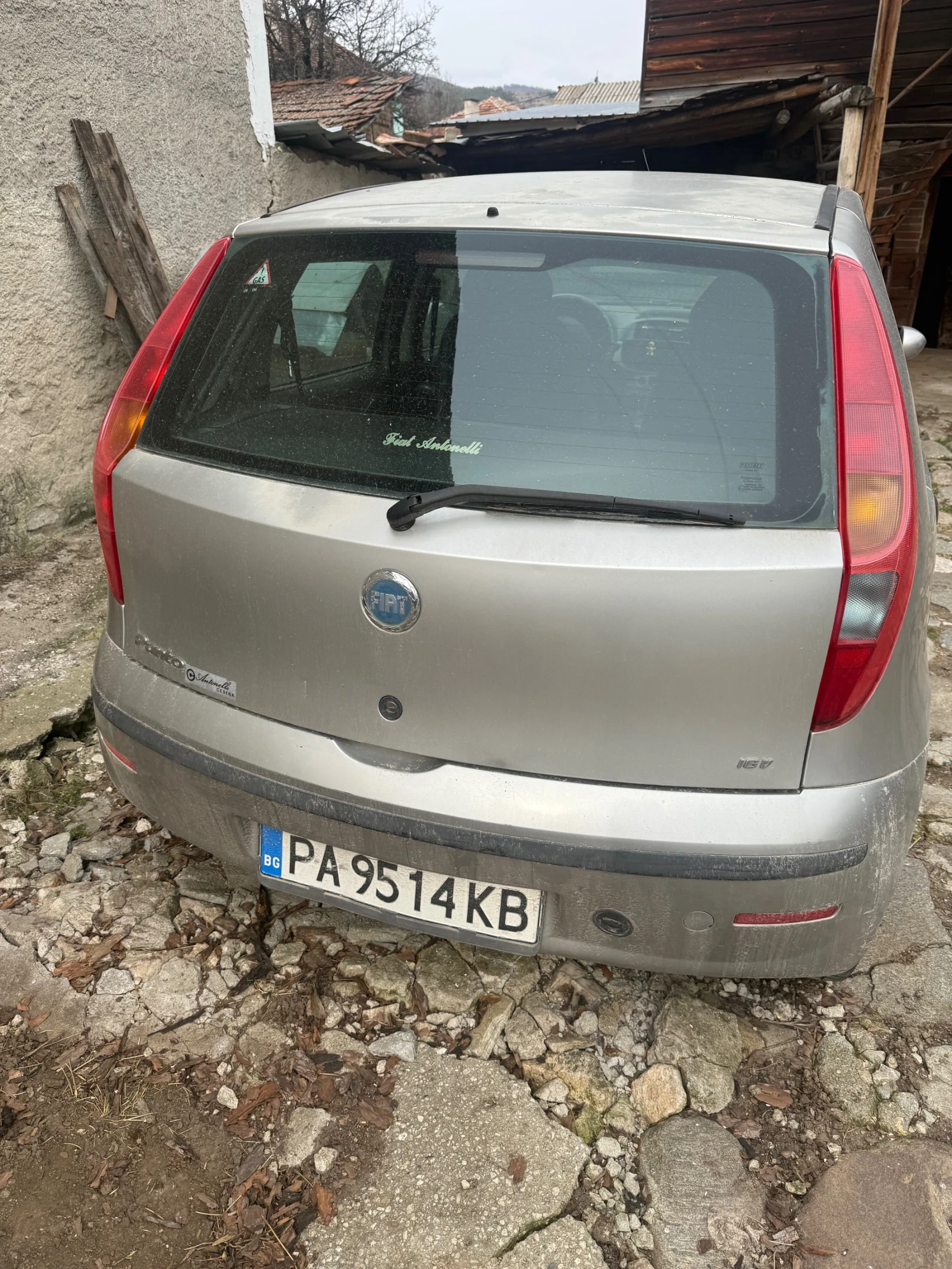 Fiat Punto, снимка 4 - Автомобили и джипове - 54033688