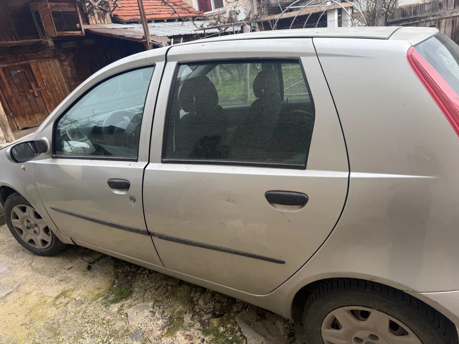Fiat Punto, снимка 3 - Автомобили и джипове - 54033688