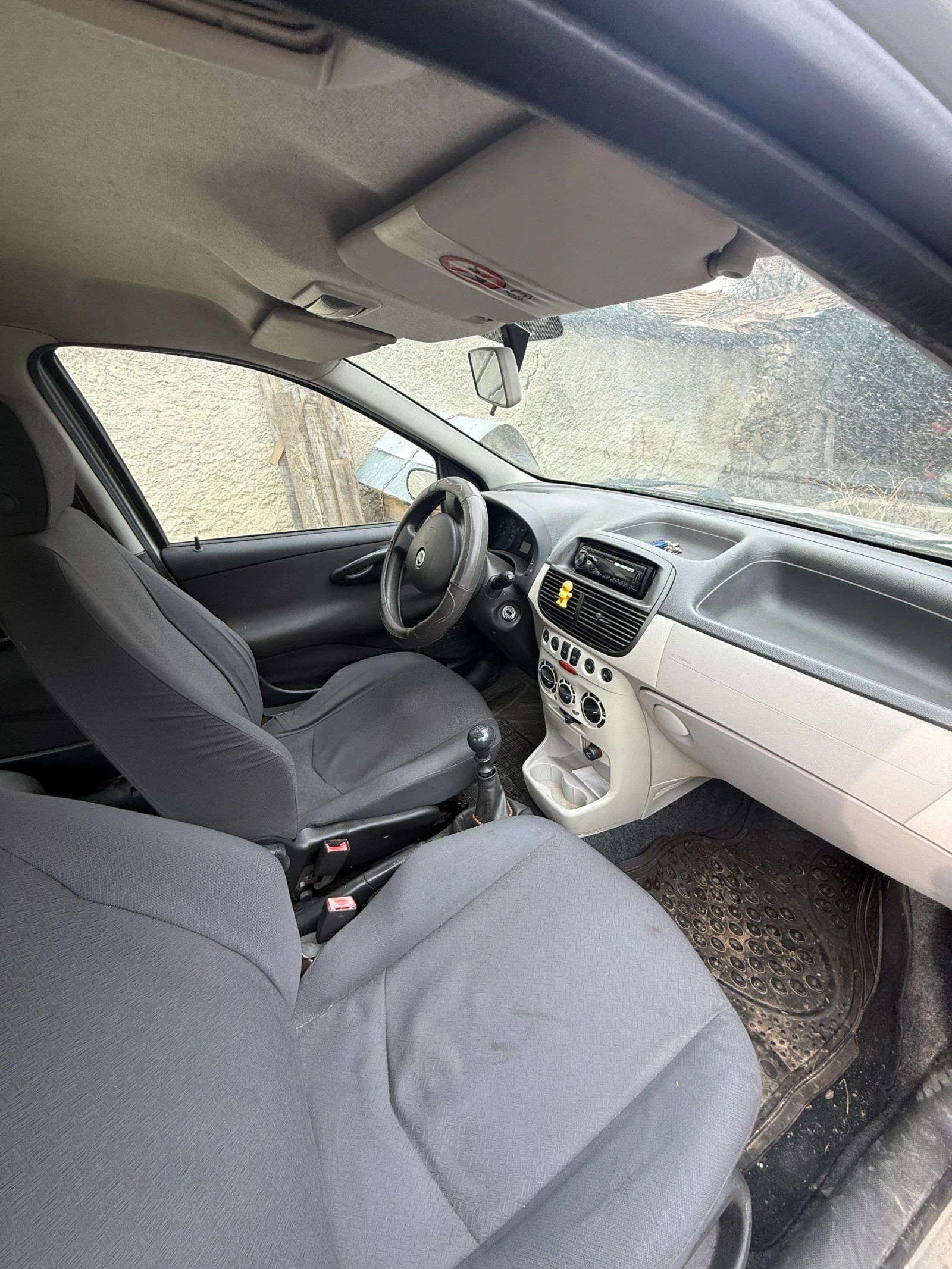 Fiat Punto, снимка 8 - Автомобили и джипове - 54033688