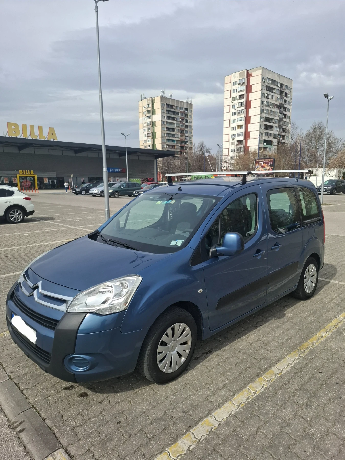 Citroen Berlingo, снимка 4 - Автомобили и джипове - 54373924