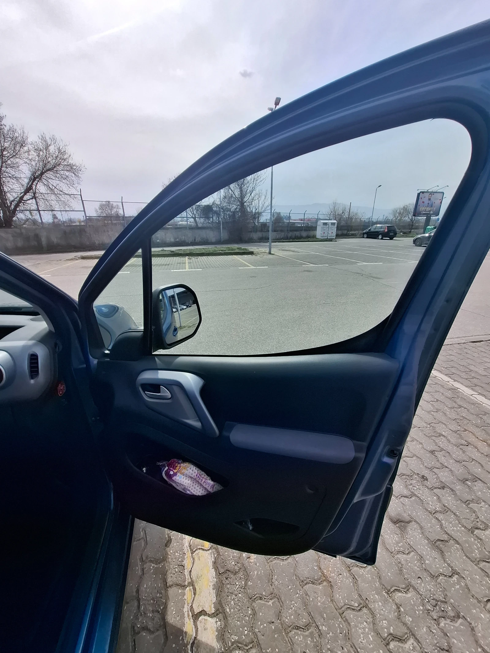 Citroen Berlingo, снимка 11 - Автомобили и джипове - 54373924