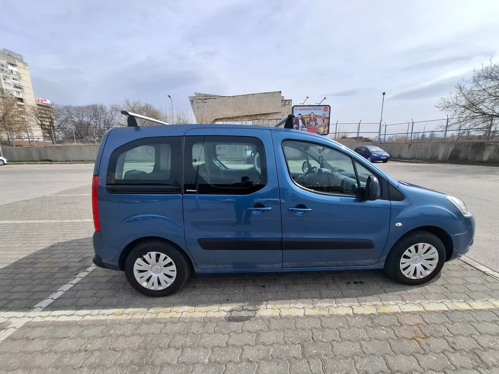 Citroen Berlingo, снимка 7 - Автомобили и джипове - 54373924