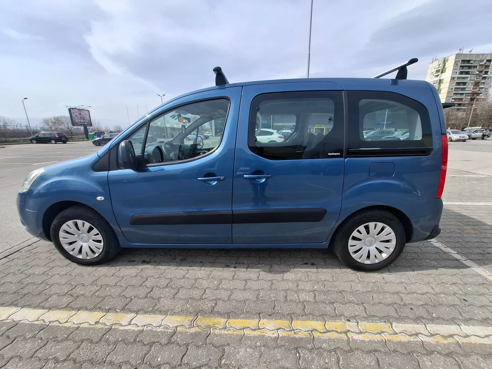 Citroen Berlingo, снимка 5 - Автомобили и джипове - 54373924