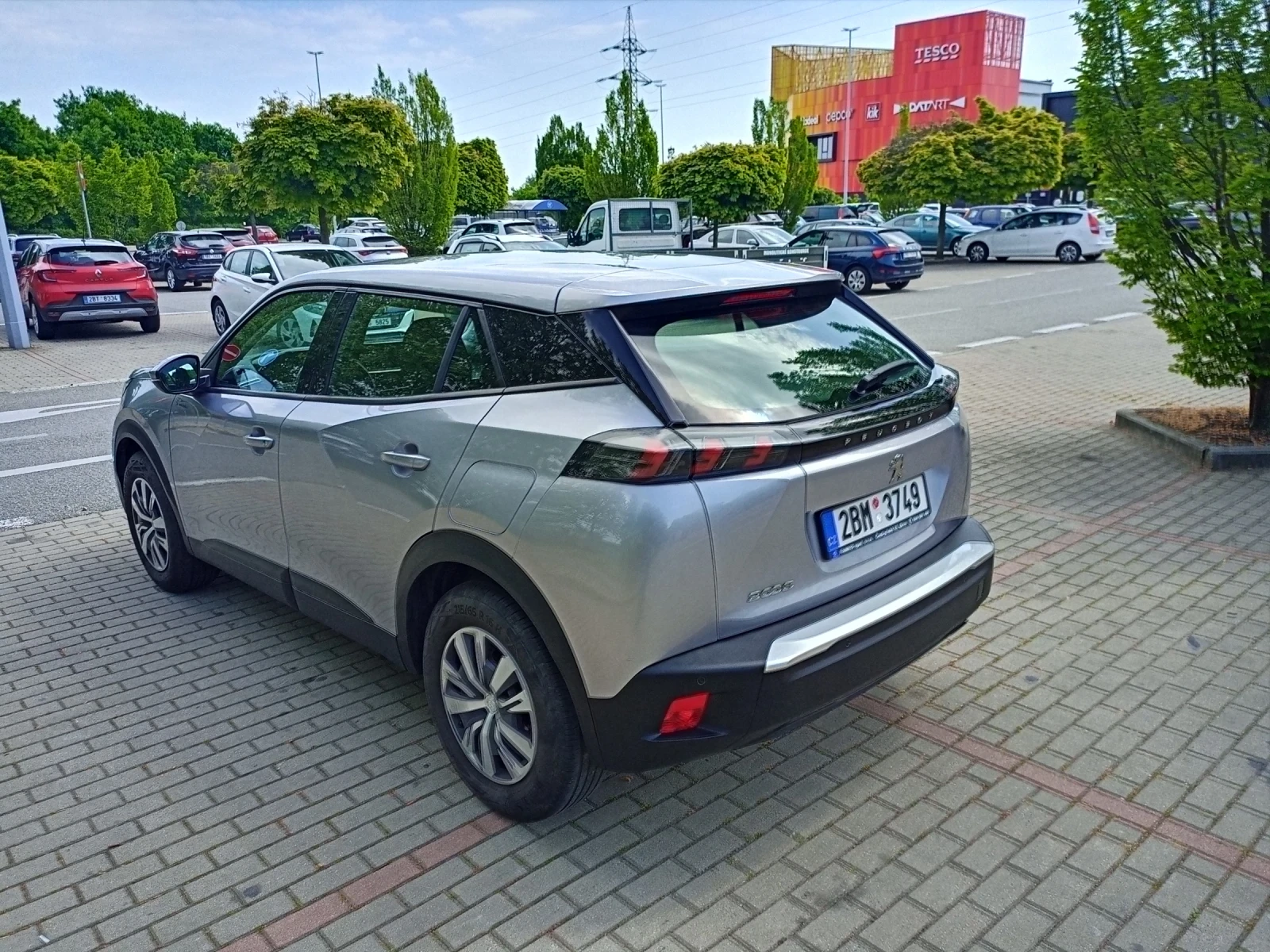 Peugeot 2008 1, 2 Active. Benzin , снимка 11 - Автомобили и джипове - 54986764