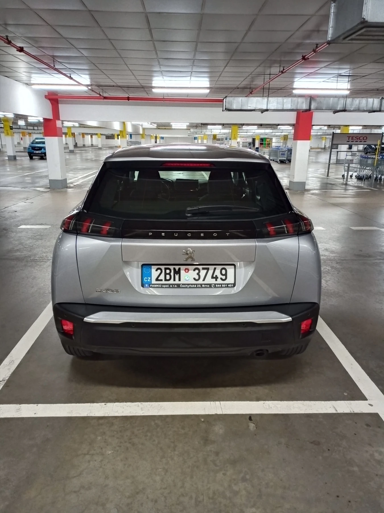 Peugeot 2008 1, 2 Active. Benzin , снимка 4 - Автомобили и джипове - 54986764