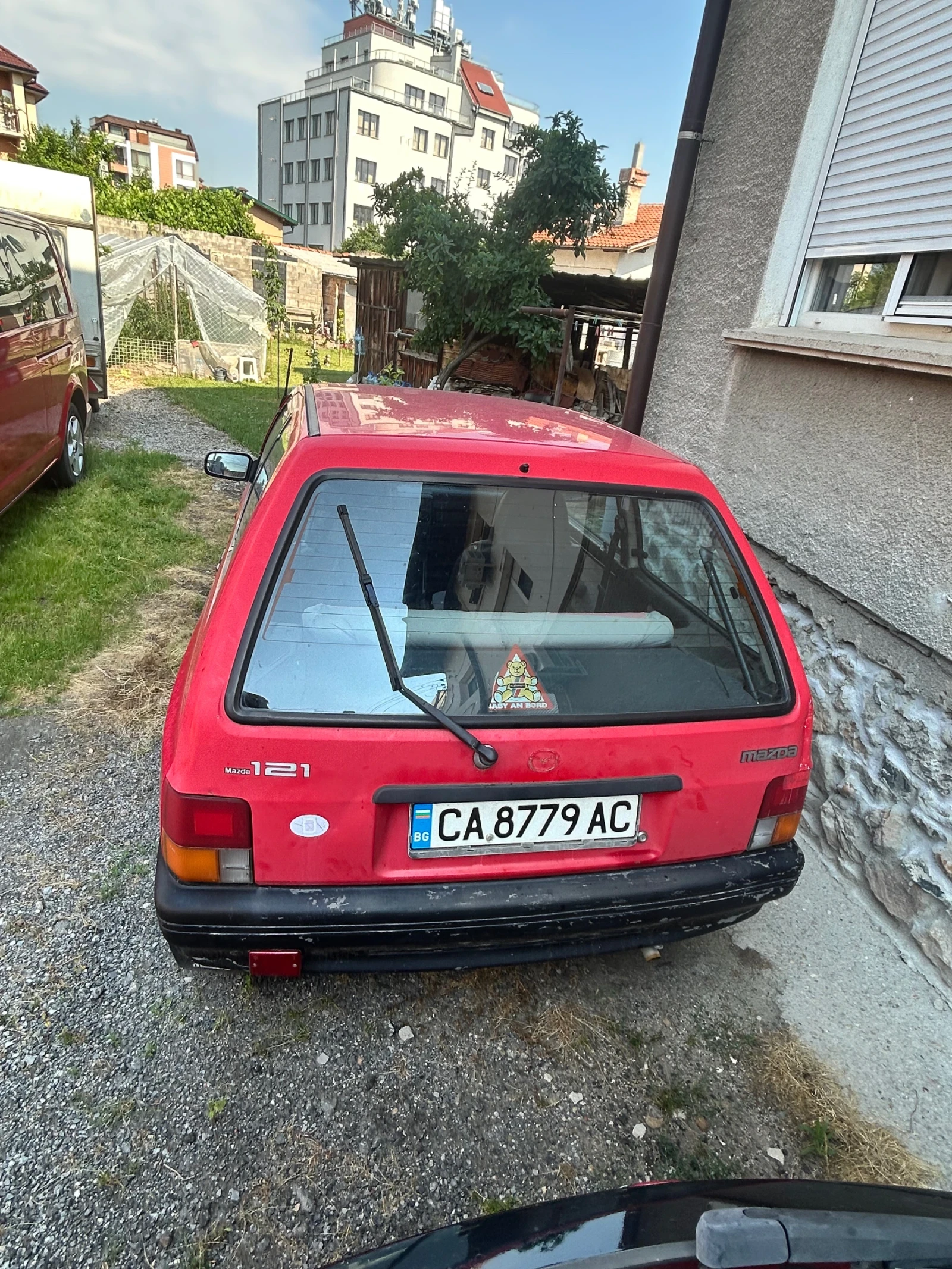 Mazda 121 1.1, снимка 4 - Автомобили и джипове - 55126589