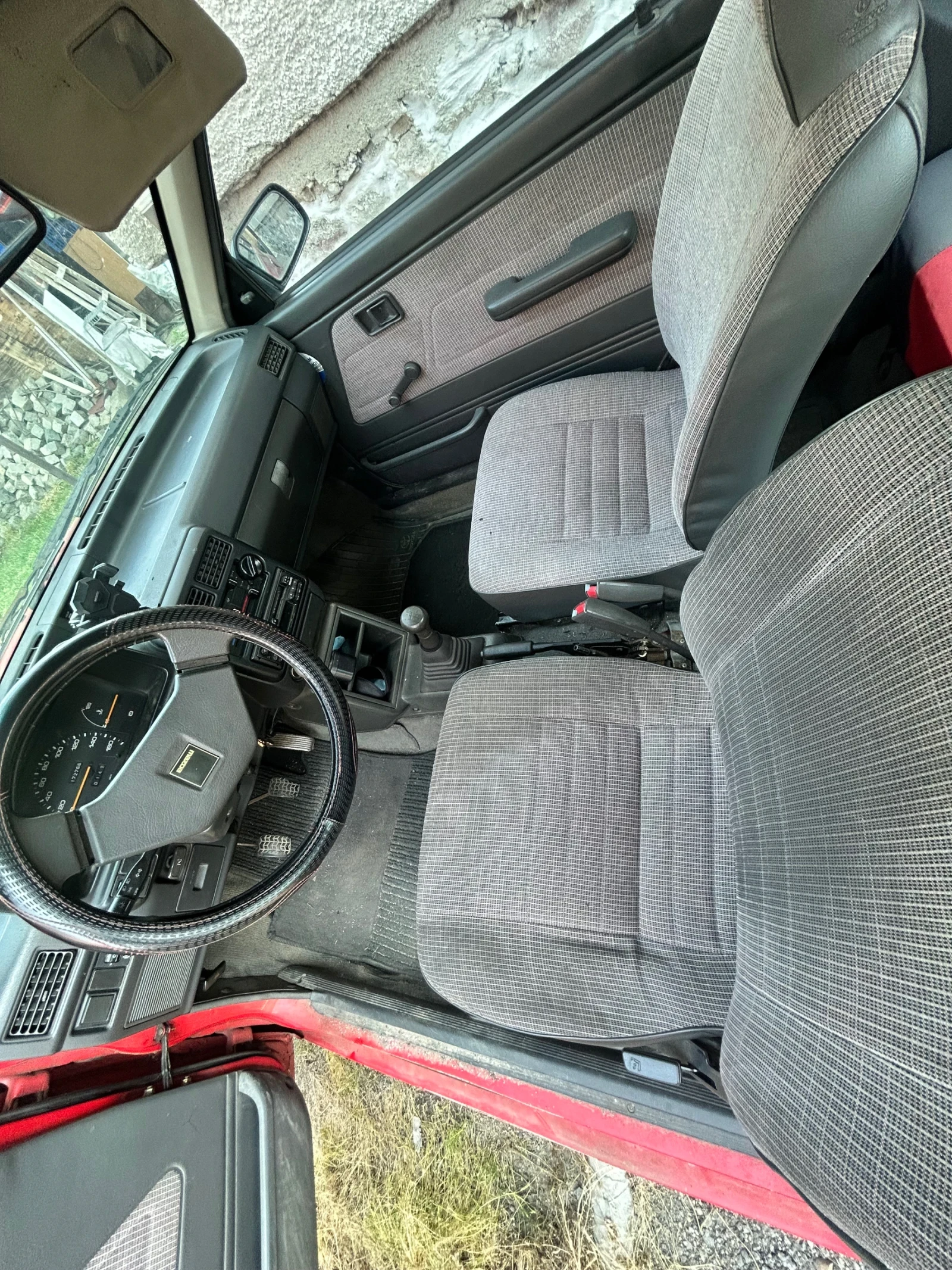Mazda 121 1.1, снимка 7 - Автомобили и джипове - 55126589
