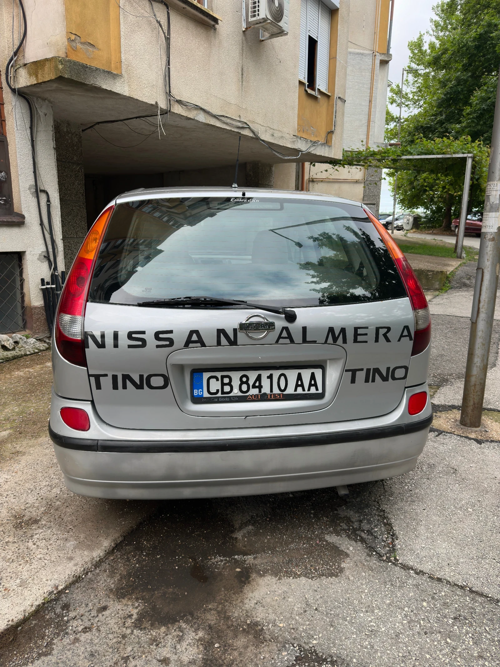 Nissan Almera tino Бензин/газ, снимка 3 - Автомобили и джипове - 55151770