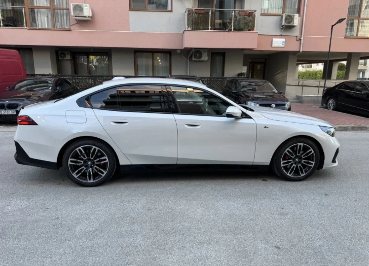BMW 520 ICONIC GLOW, M sport pro ���������� | Mobile.bg � ����������� 5